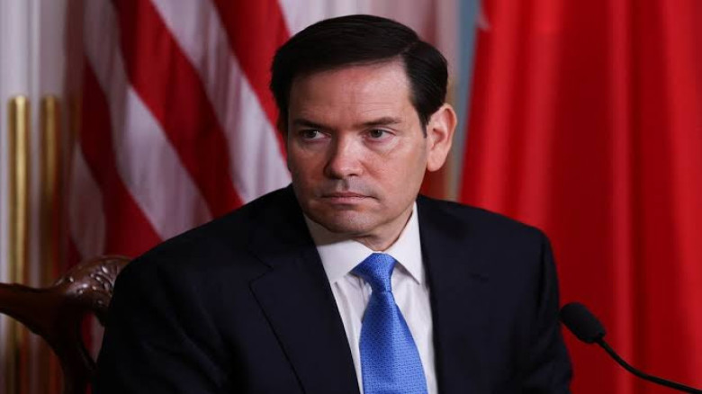 US 'immediately deploying' rescuers to Venezuela after quake