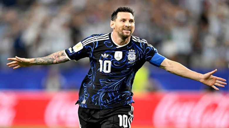 Messi returns 'home' to lead Argentina World Cup charge in M