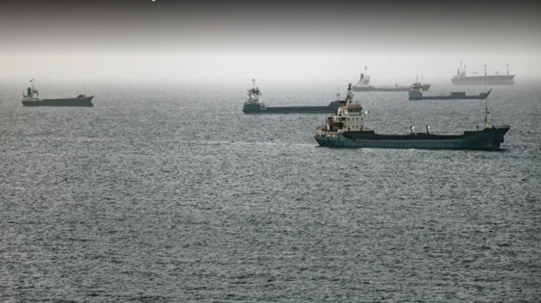 US, Iran trade new strikes in fight over Hormuz strait