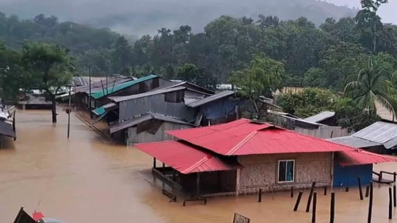 Heavy rain paralyses life in Rangamati
