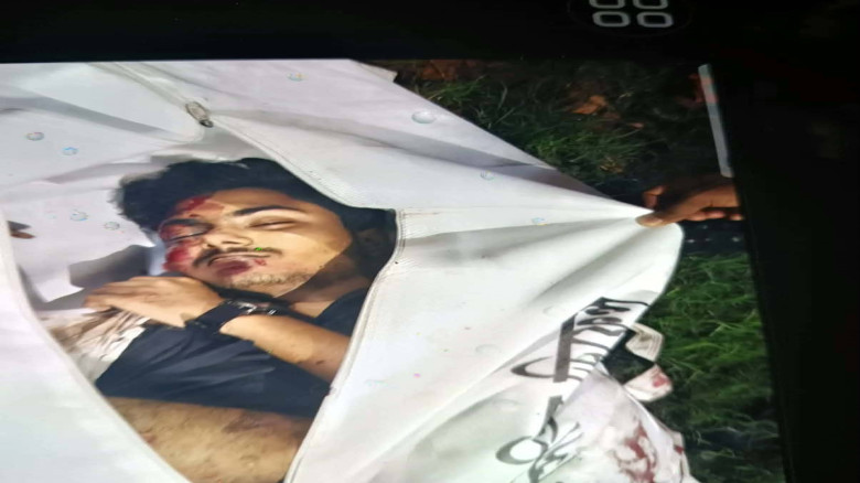 চাঁপাইনবাবগঞ্জে ট্রাক-মোটরসাইকেল সংঘর্ষ: কলেজছাত্র নিহত, আহত