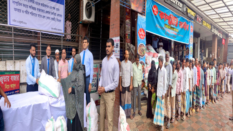 SJIBL Foundation gives food aid to flood-hit families in Cha