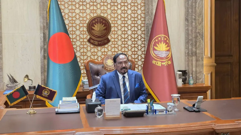 Acting President begins official duties at Bangabhaban