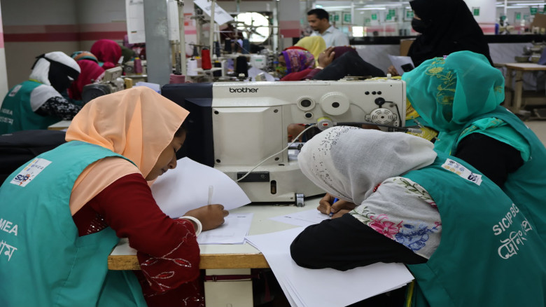 Hop Lun, BGMEA train workers under SICIP project