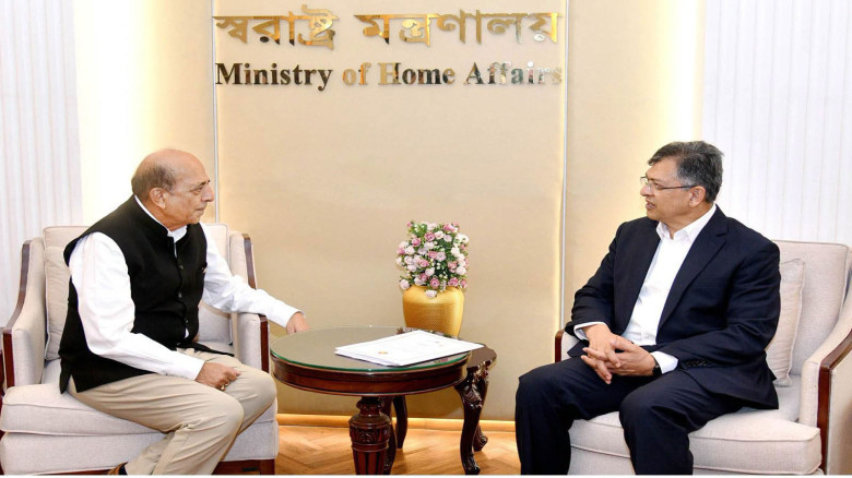 Indian High Commissioner stresses dialogue to resolve bilate