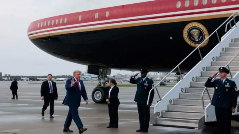 Trump's secret plane swap triggers questions and confusion