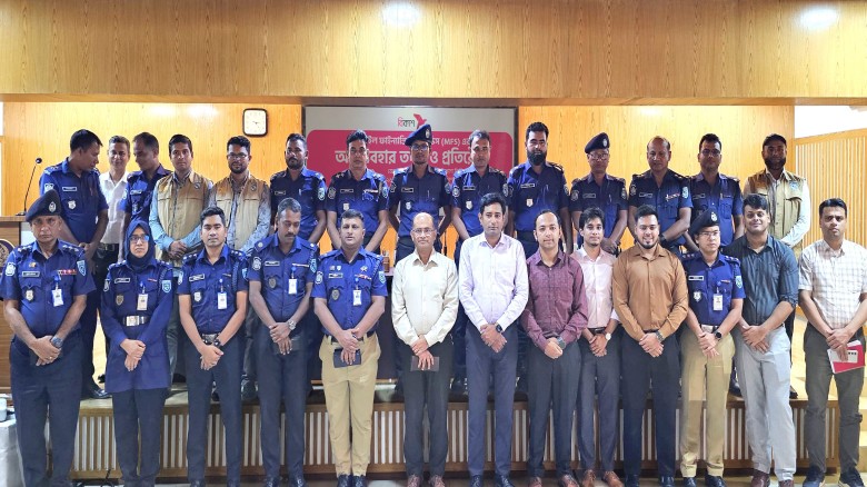 Rangpur police, bKash hold workshop against online gambling,