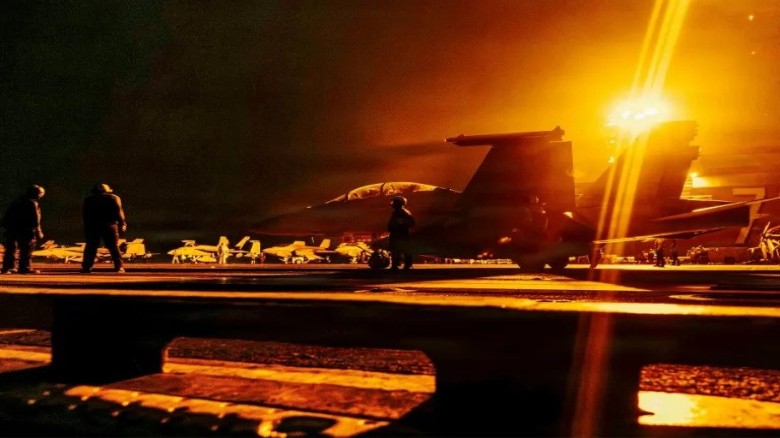 Iran, US trade threats after fresh strikes