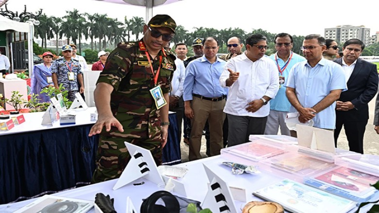 PM urges youth to join efforts to rebuild country, fight den