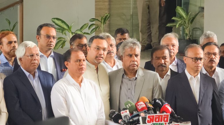 Govt plans short, medium, long-term steps for gas, power cri