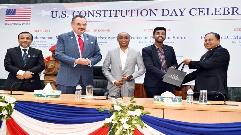 US embassy marks 250 years of democracy at DU Constitution D