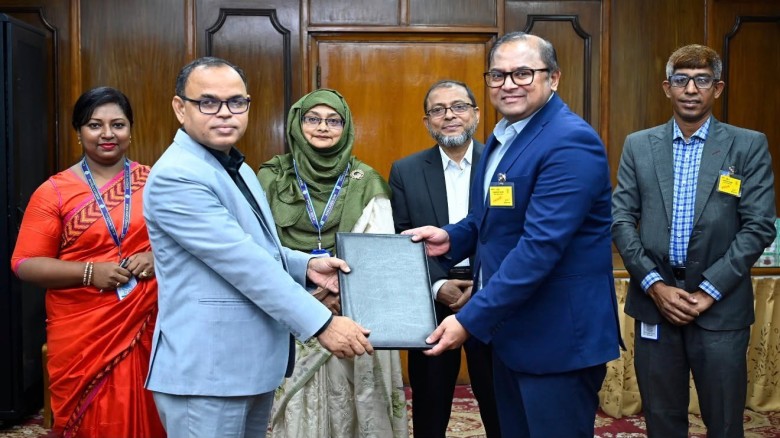 BRAC Bank, BB sign Tk 5,000cr CMSME working capital deal