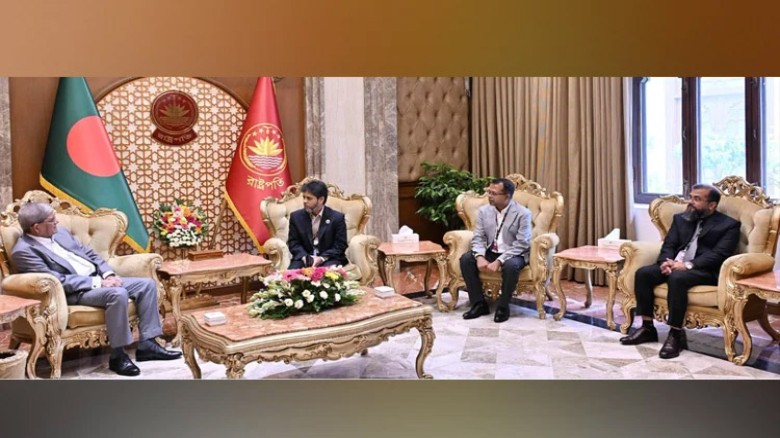 President stresses practical, job-oriented education