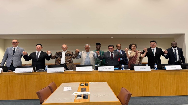 Yunus addresses UNGA high-level event on social business, yo