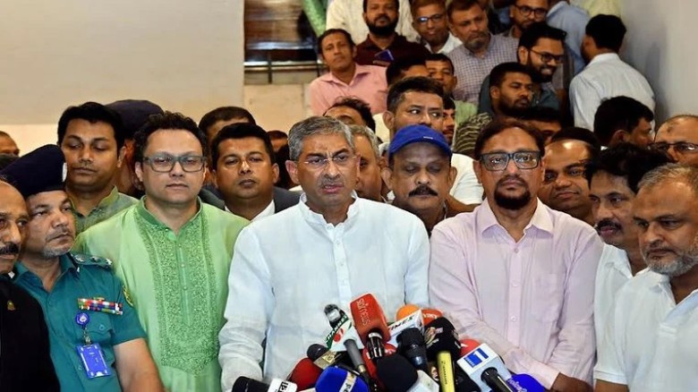 Banned AL to be deal with both politically and administrativ