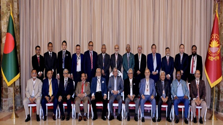 BAB delegation meets President at Bangabhaban