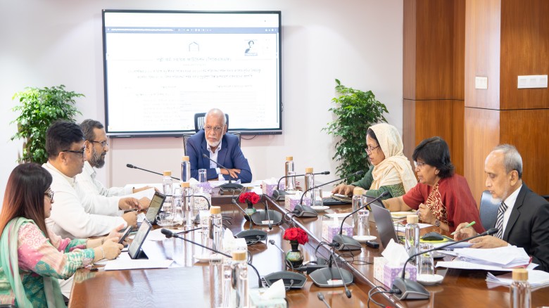 PKSF to provide Tk 7,245cr for microenterprises, solar power