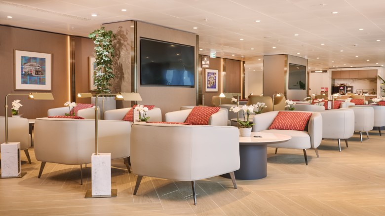 Emirates opens £10m luxury lounge at Manchester Airport