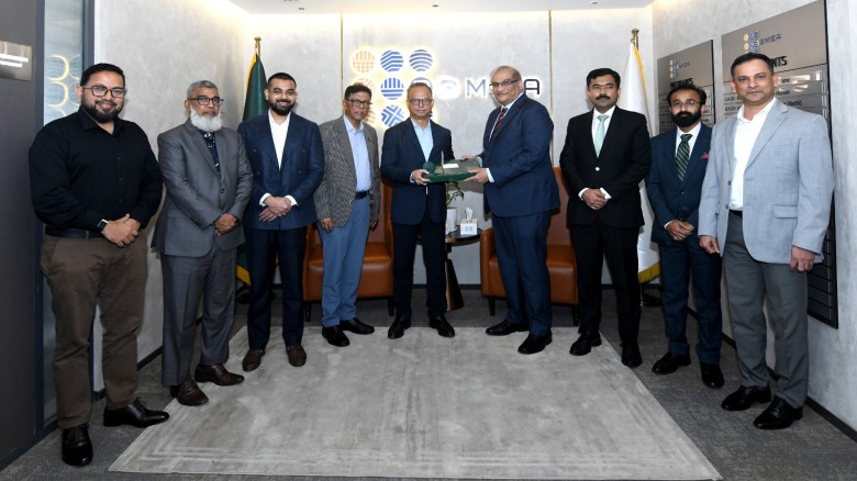 BGMEA president, Pakistan envoy discuss boosting bilateral t
