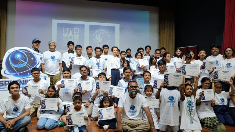 Russian House Dhaka hosts Space Festival marking 69 years of