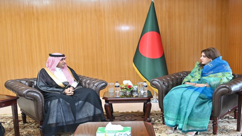 Saudi envoy meets state minister Shama Obaed Islam