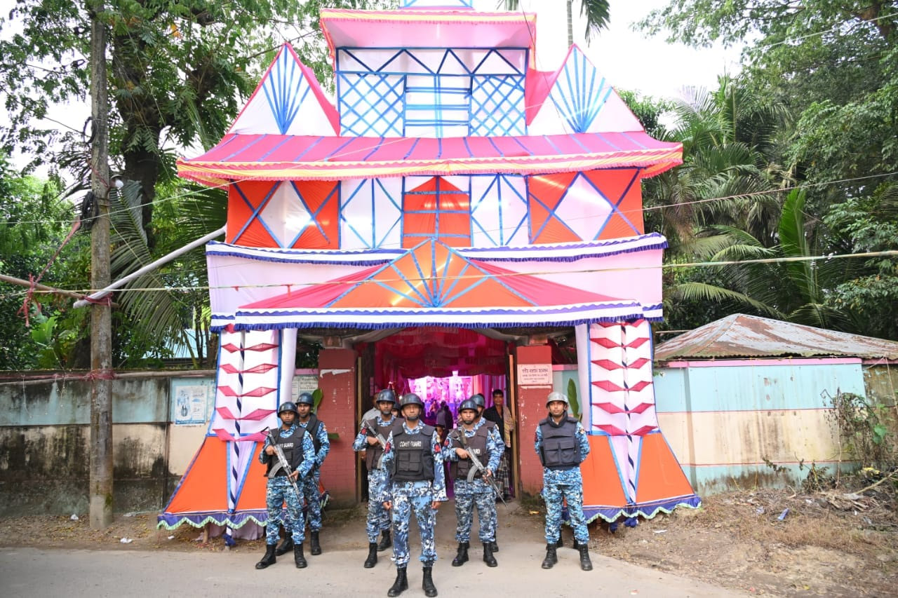 Coast Guard provides security for Durga Puja in Chittagong