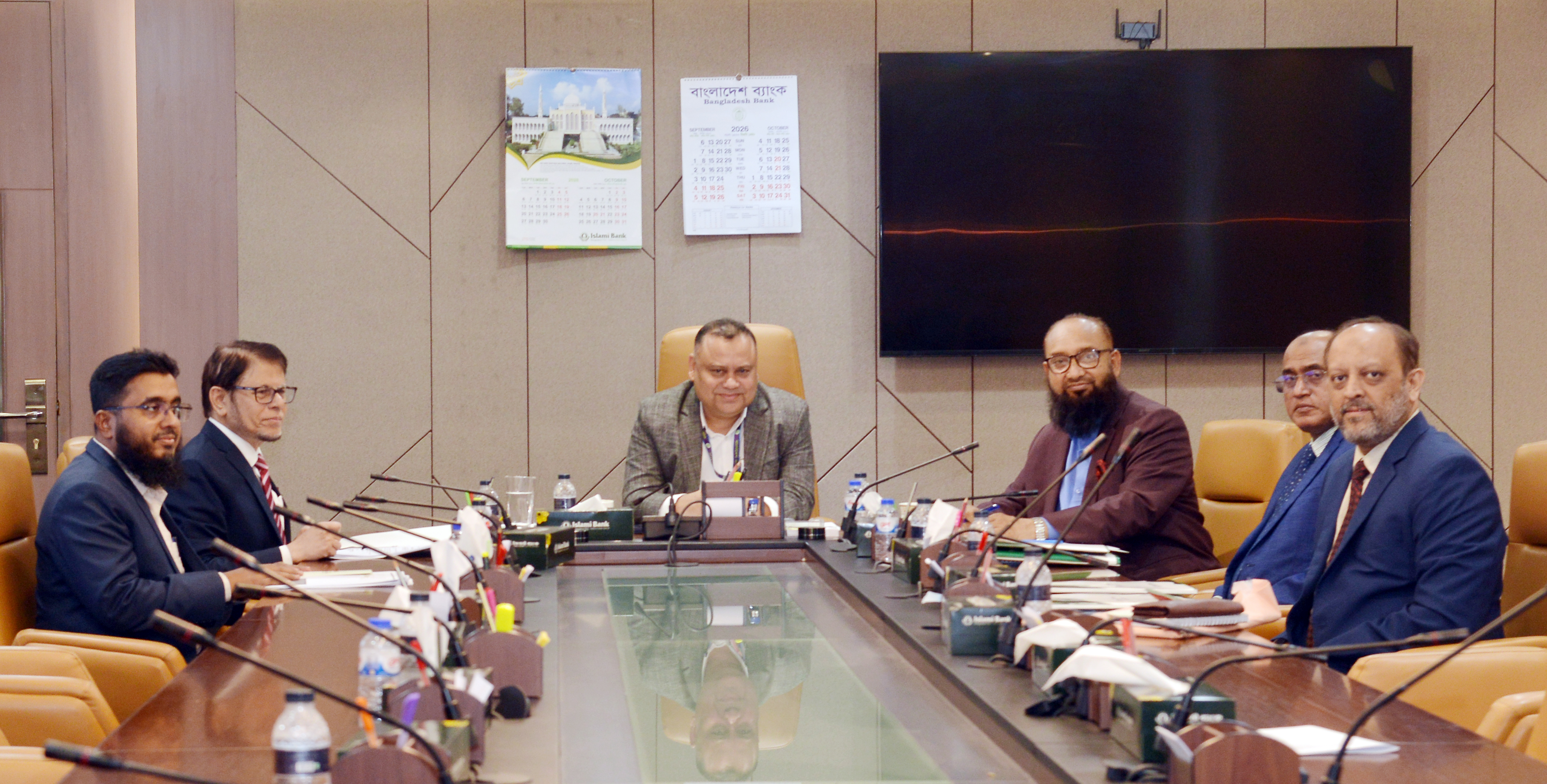mCash holds board meeting