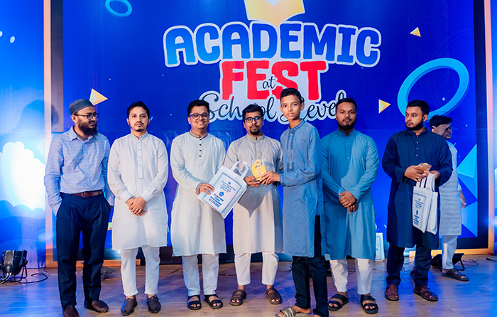 Chhatra Shibir honors meritorious students in Chattogram