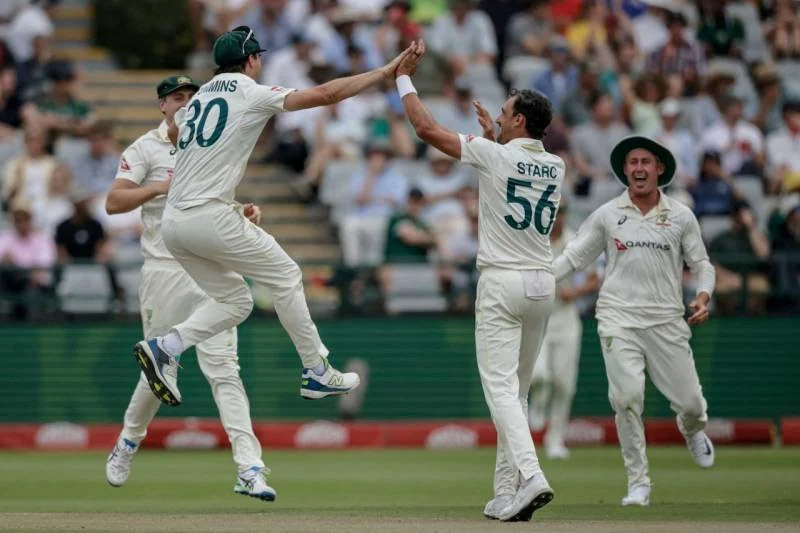 Starc takes six as Australia fight back in South Africa deci